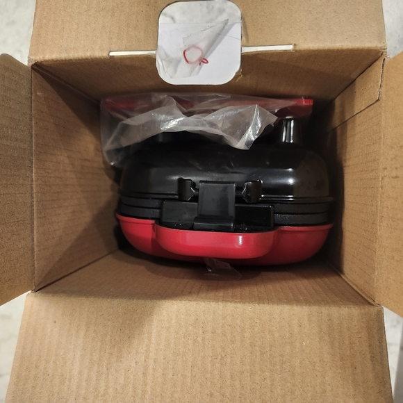 DASH Gourmet Homemade Vegan Dog Treat Bone Maker Brand New in Box - Picture 7 of 11